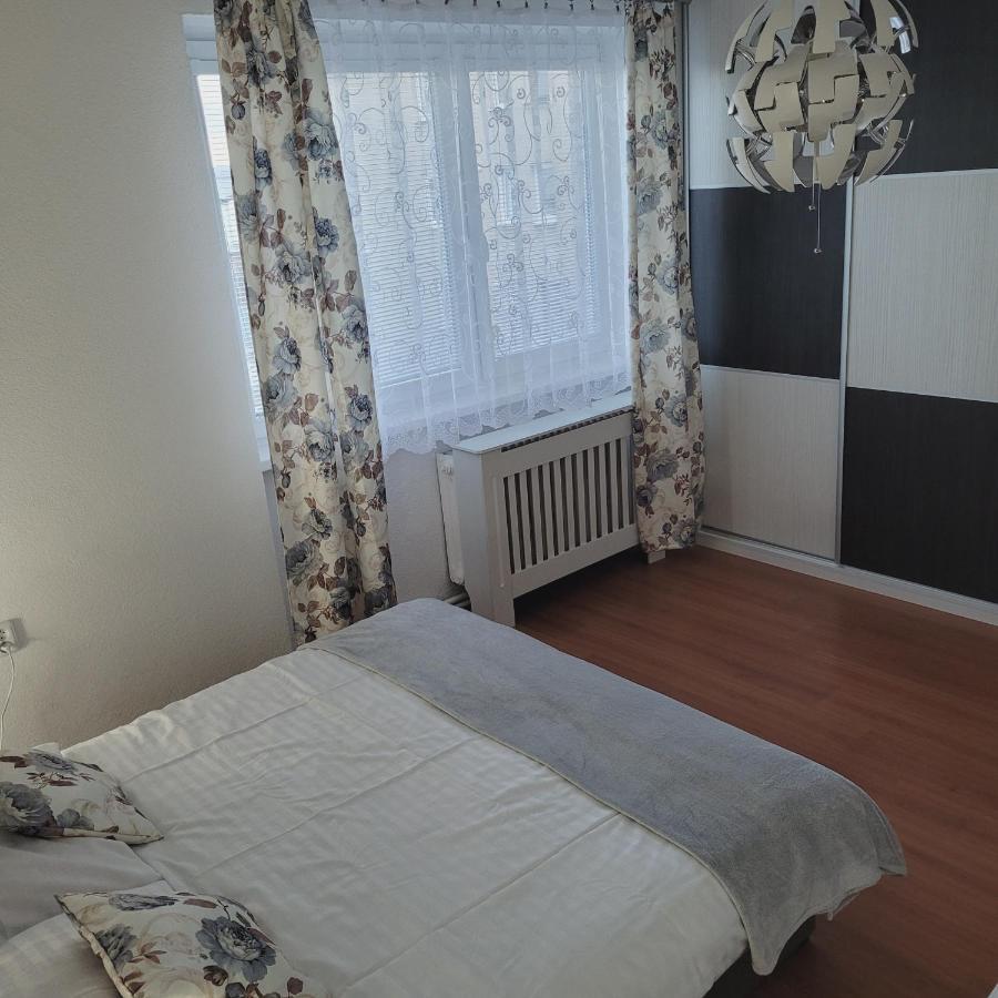 Apartman Zuzka ヴェルカー・ロムニツァ エクステリア 写真